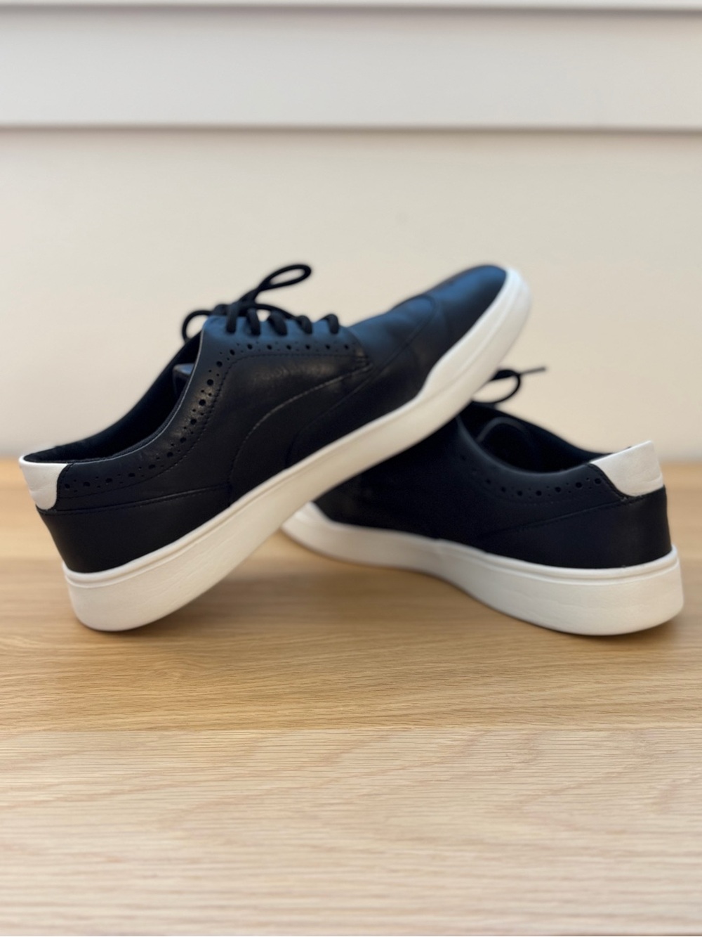Cole Haan Men's Grand Crosscourt Wingtip Sneaker - Size US 11W - Picture 8 of 9